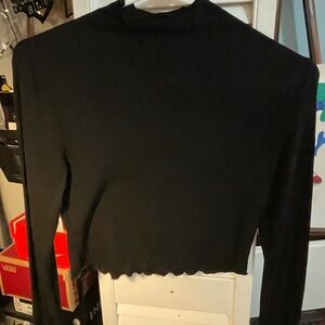 Black crop top, size small, brand: Trendy